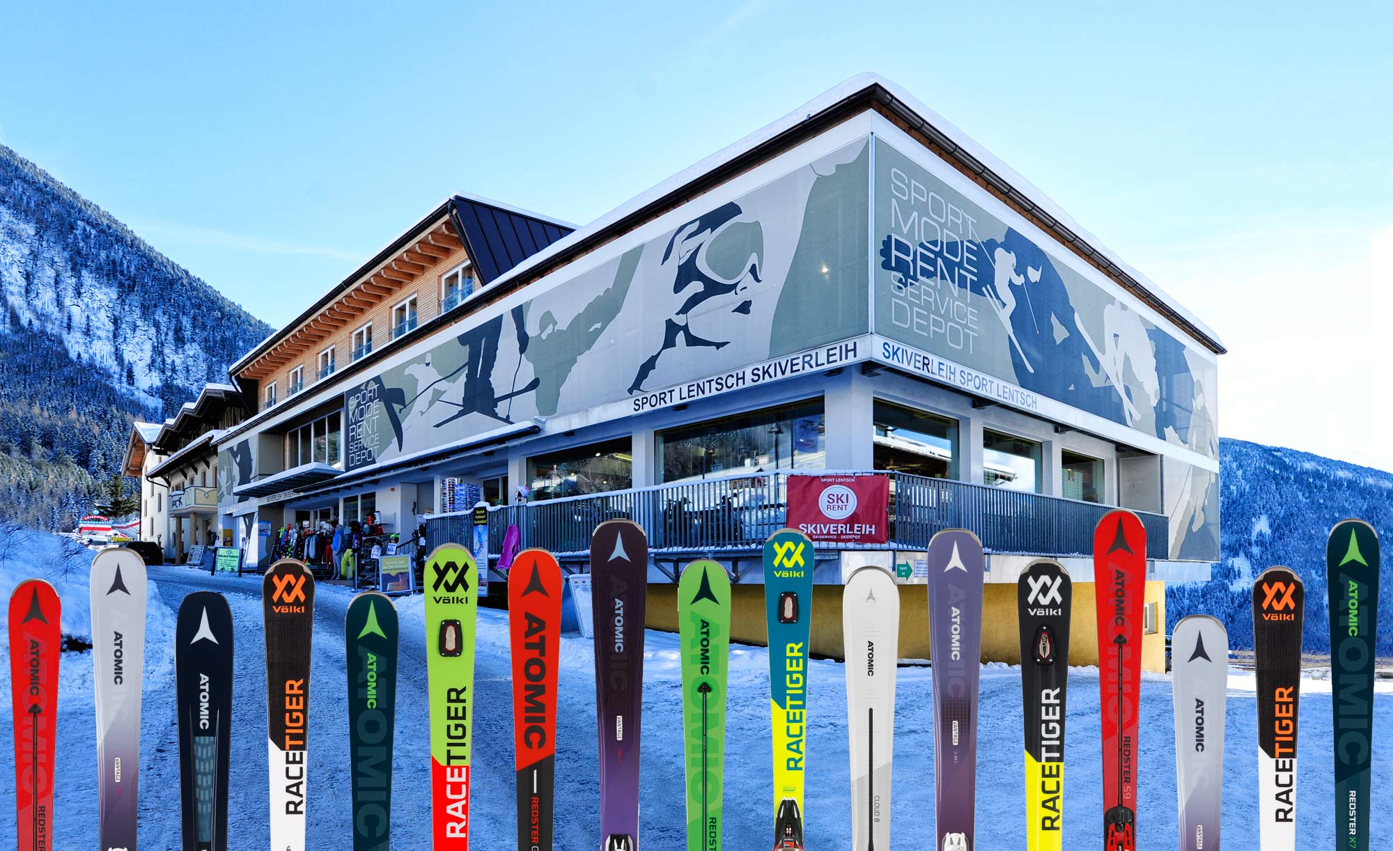 Ansicht vom Sport Lentsch umgeben von Winterlandschaft, einige Skier stehen davor.